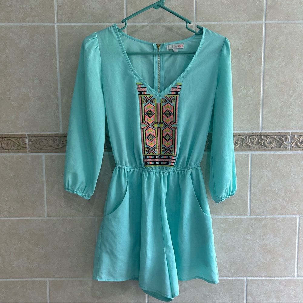 GB Gianni Bini tribal embroidered romper